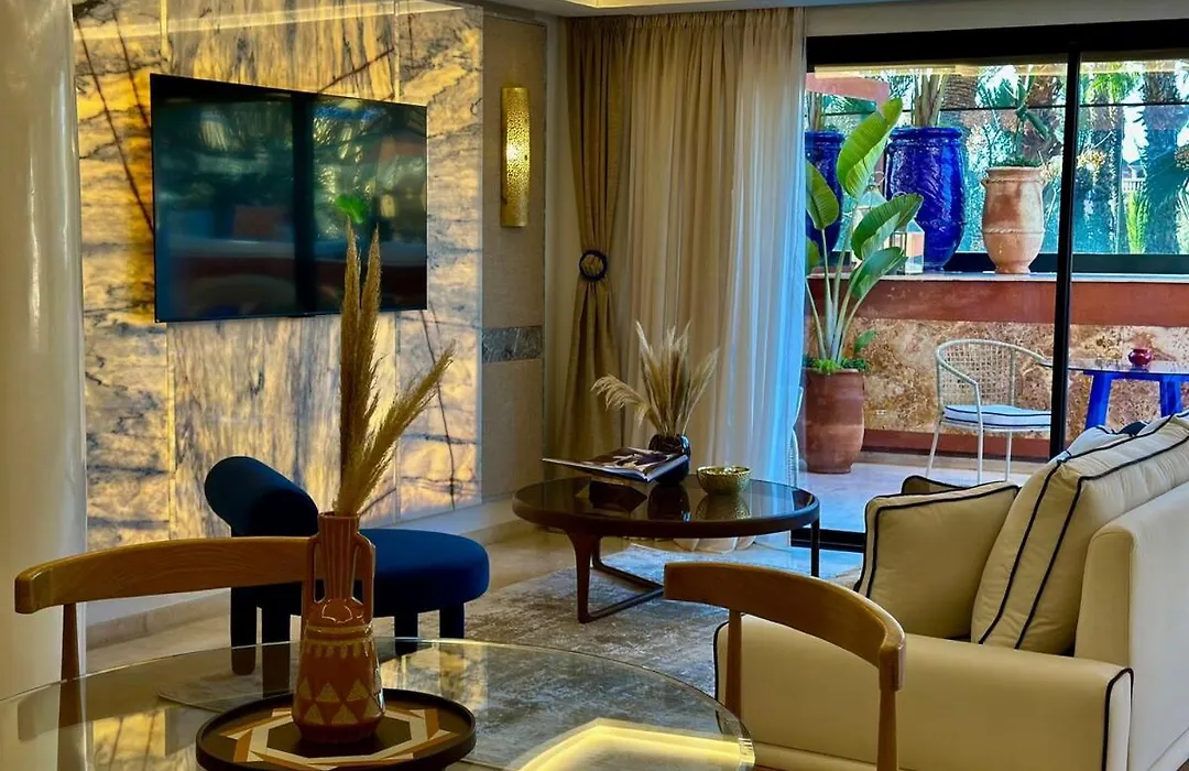 Yves Saint Laurent Jacuzzi Elegance Apartment